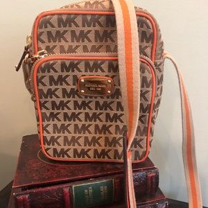 Michael Kors Crossbody